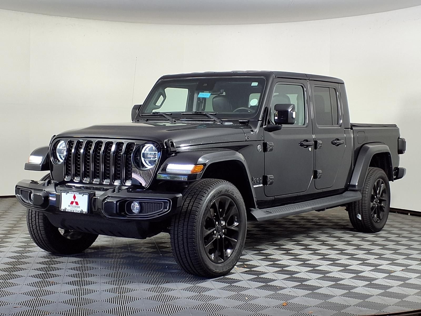 2022 Jeep Gladiator Overland