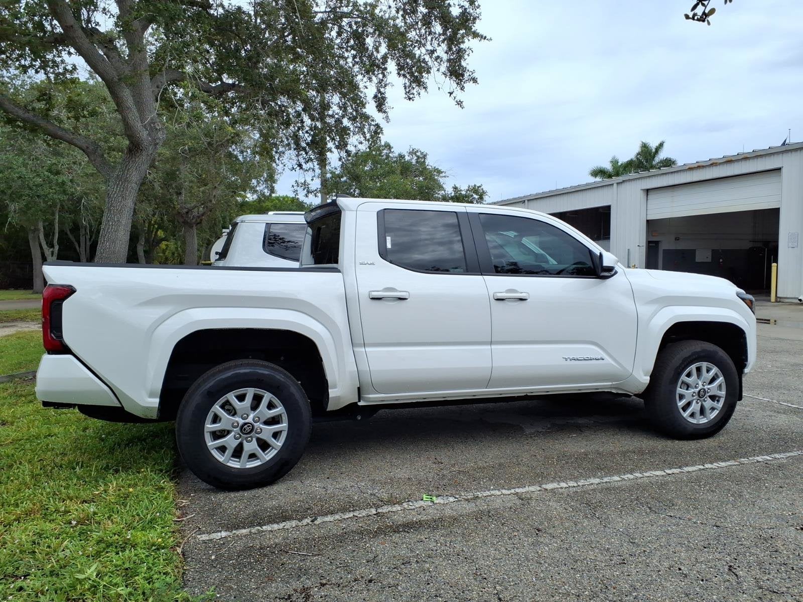 2024 Toyota Tacoma SR5