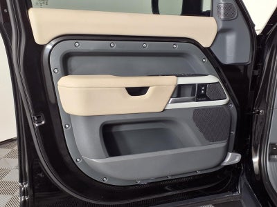 2024 Land Rover Defender 110 S