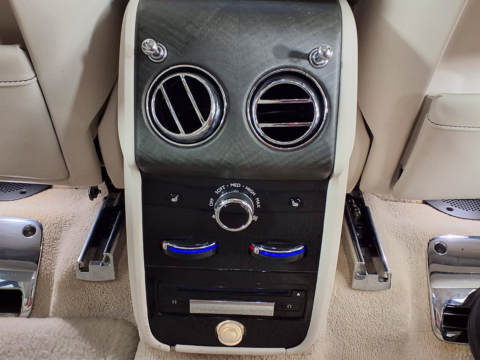 2020 Rolls-Royce Cullinan Base