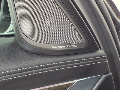 2022 BMW 7 Series 740i