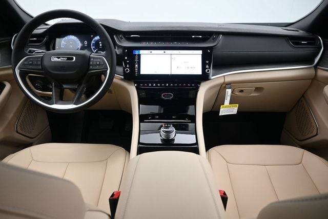 2026 Jeep Grand Cherokee GRAND CHEROKEE LIMITED 4X2