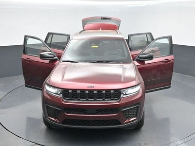 2026 Jeep Grand Cherokee GRAND CHEROKEE LAREDO ALTITUDE 4X4
