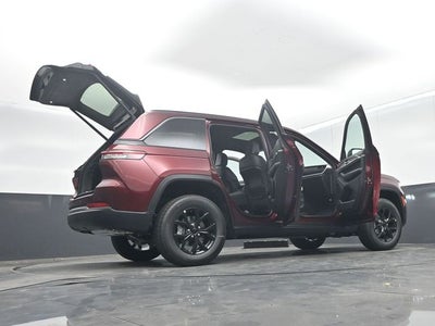 2026 Jeep Grand Cherokee GRAND CHEROKEE LAREDO ALTITUDE 4X4
