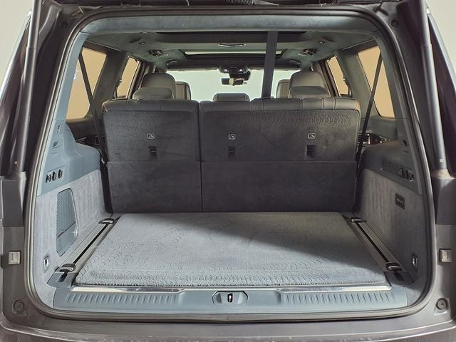 2023 Jeep Grand Wagoneer L Series III - Photo 19