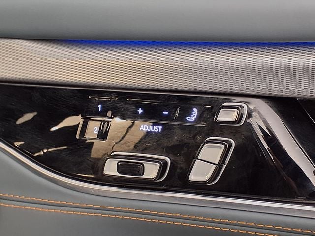 2023 Jeep Grand Wagoneer L Series III - Photo 9