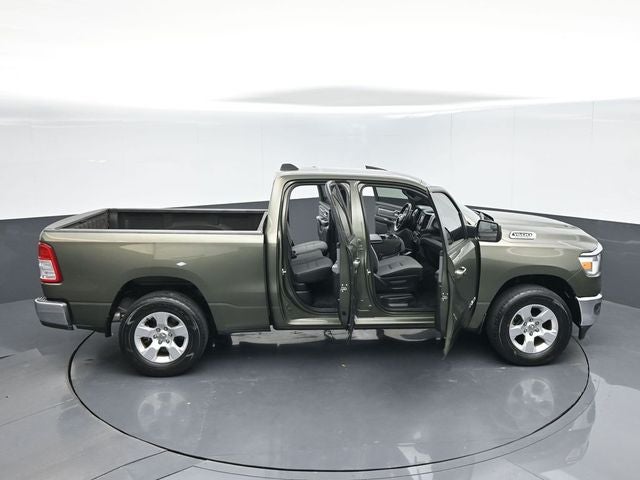 2021 RAM 1500 Big Horn Quad Cab 4x4 6'4' Box