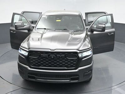 2026 RAM Ram 1500 RAM 1500 EXPRESS CREW CAB 4X4 5'7' BOX