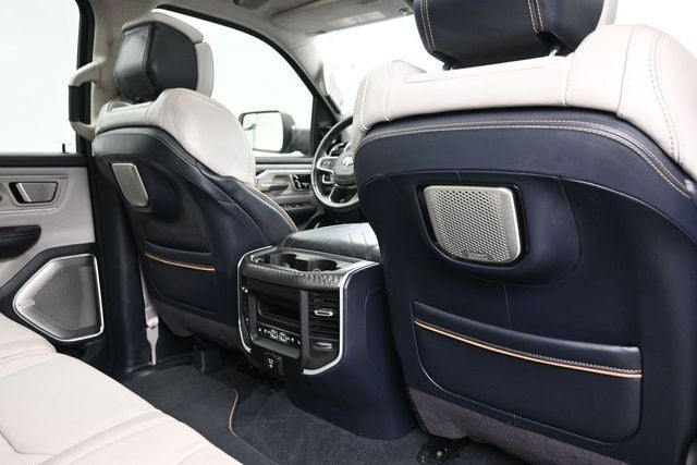 2025 RAM 1500 Tungsten Crew Cab 4x4 5'7' Box