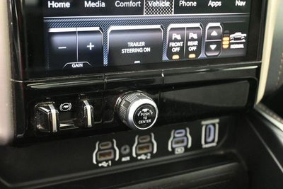 2025 RAM 1500 Tungsten Crew Cab 4x4 5'7' Box