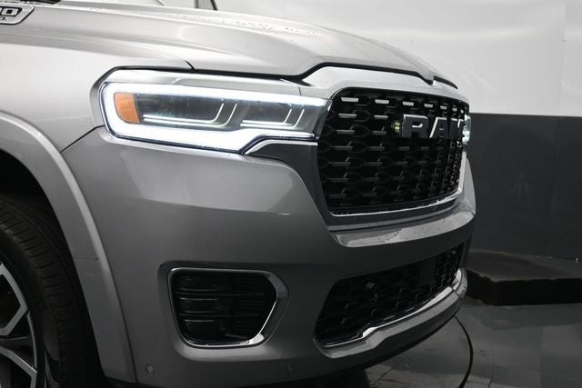 2025 RAM 1500 Tungsten Crew Cab 4x4 5'7' Box