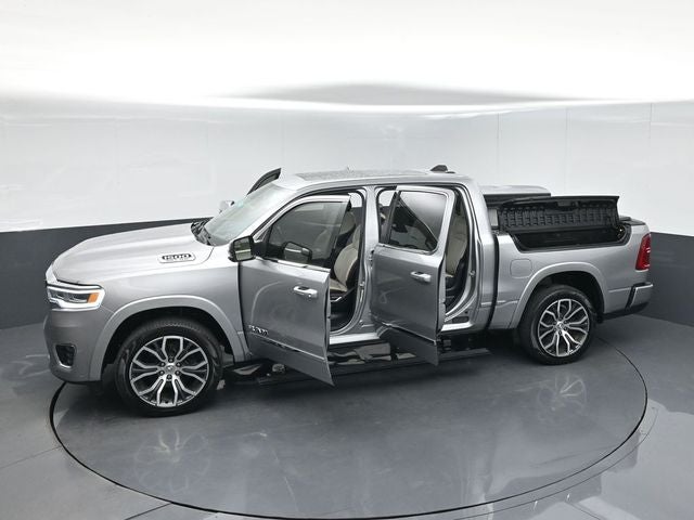 2025 RAM 1500 Tungsten Crew Cab 4x4 5'7' Box