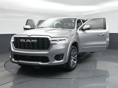 2025 RAM 1500 Tungsten Crew Cab 4x4 5'7' Box