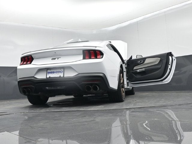 2025 Ford Mustang GT Premium Fastback