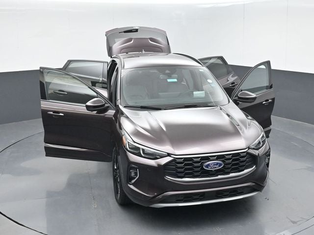 2023 Ford Escape ST-Line Elite