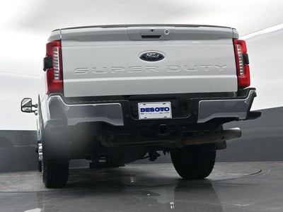 2023 Ford F-350 LARIAT