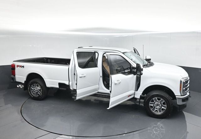 2023 Ford F-350 LARIAT