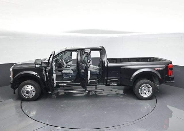 2024 Ford F-450 Limited