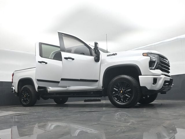 2024 Chevrolet Silverado 3500HD 4WD Crew Cab Standard Bed High Country