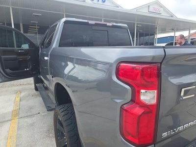 2021 Chevrolet Silverado 1500 4WD Crew Cab Short Bed High Country