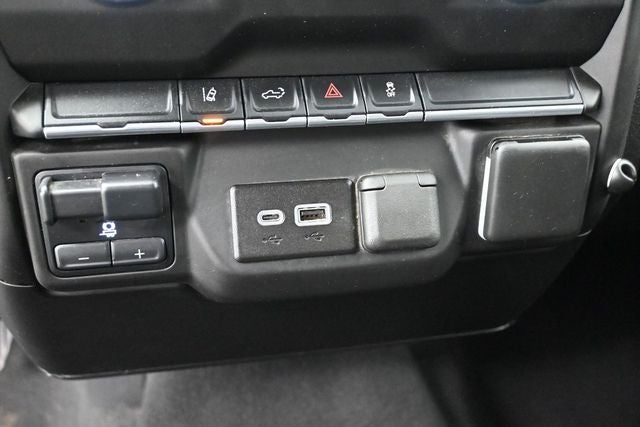 2024 GMC Sierra 2500HD 4WD Double Cab Standard Bed Pro