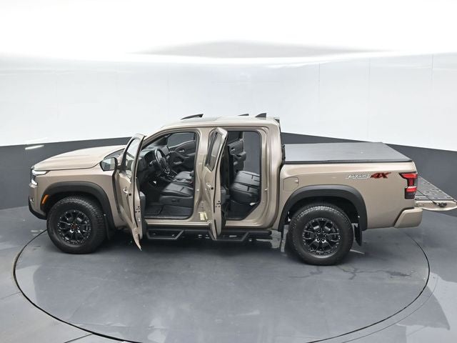 2022 Nissan Frontier Crew Cab PRO-4X 4x4