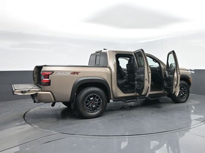 2022 Nissan Frontier Crew Cab PRO-4X 4x4