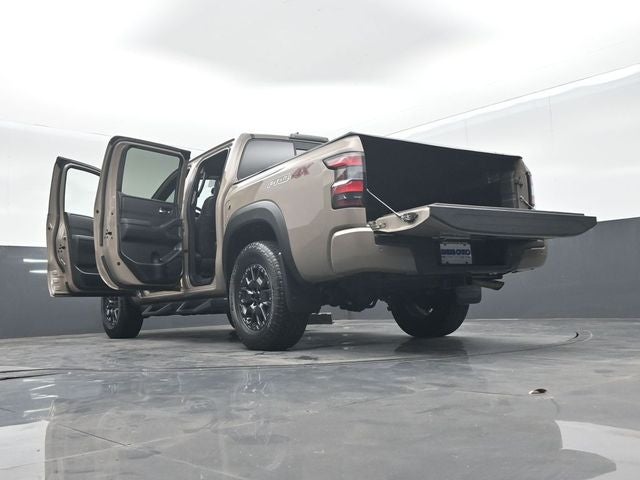 2022 Nissan Frontier Crew Cab PRO-4X 4x4