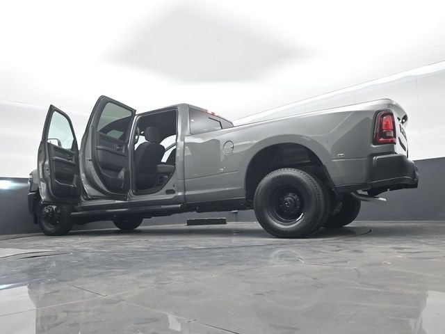 2026 RAM Ram 3500 RAM 3500 TRADESMAN CREW CAB 4X2 8' BOX