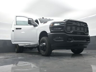 2026 RAM Ram 3500 RAM 3500 TRADESMAN CREW CAB 4X4 8' BOX