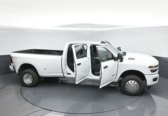 2026 RAM Ram 3500 RAM 3500 BIG HORN CREW CAB 4X4 8' BOX