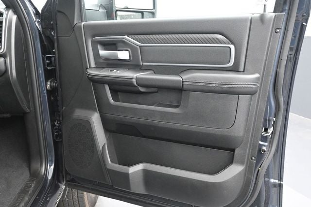 2026 RAM Ram 3500 RAM 3500 BIG HORN CREW CAB 4X4 8' BOX