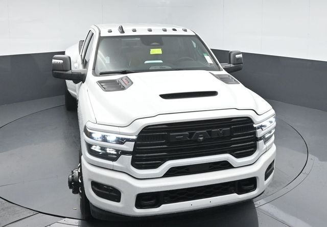 2026 RAM Ram 3500 RAM 3500 LARAMIE CREW CAB 4X4 8' BOX