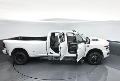 2026 RAM Ram 3500 RAM 3500 LARAMIE CREW CAB 4X4 8' BOX