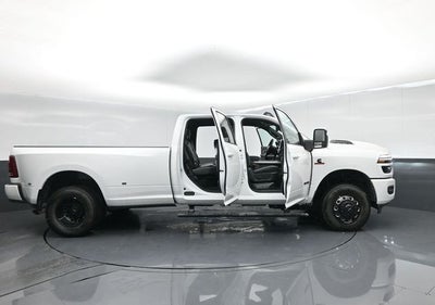 2026 RAM Ram 3500 RAM 3500 LARAMIE CREW CAB 4X4 8' BOX