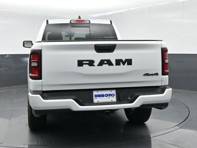 2026 RAM Ram 1500 RAM 1500 EXPRESS CREW CAB 4X4 5'7' BOX