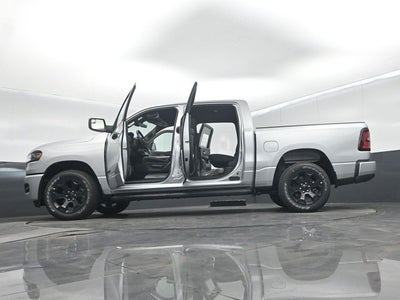 2026 RAM Ram 1500 RAM 1500 EXPRESS CREW CAB 4X4 5'7' BOX