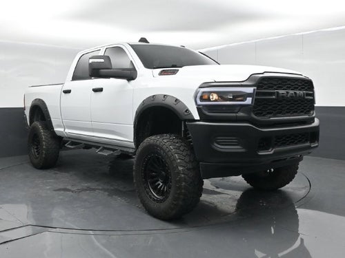 2023 RAM 2500 Tradesman Crew Cab 4x4 6'4' Box
