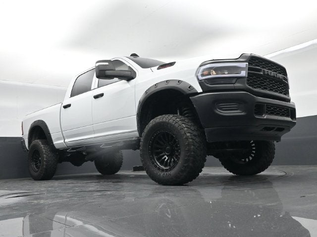 2023 RAM 2500 Tradesman Crew Cab 4x4 6'4' Box