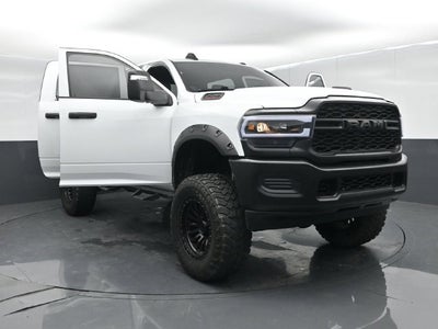 2023 RAM 2500 Tradesman Crew Cab 4x4 6'4' Box