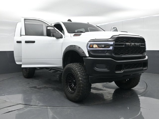 2023 RAM 2500 Tradesman Crew Cab 4x4 6'4' Box