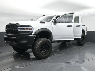 2023 RAM 2500 Tradesman Crew Cab 4x4 6'4' Box