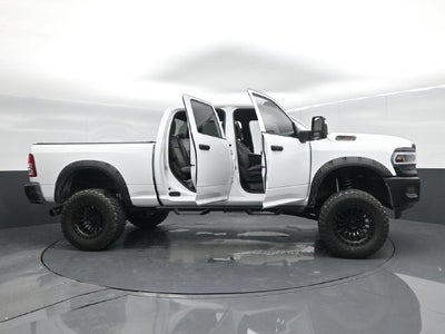 2023 RAM 2500 Tradesman Crew Cab 4x4 6'4' Box