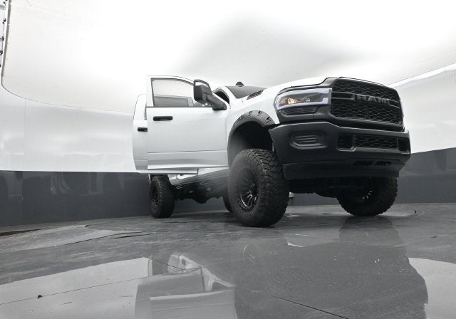 2023 RAM 2500 Tradesman Crew Cab 4x4 6'4' Box