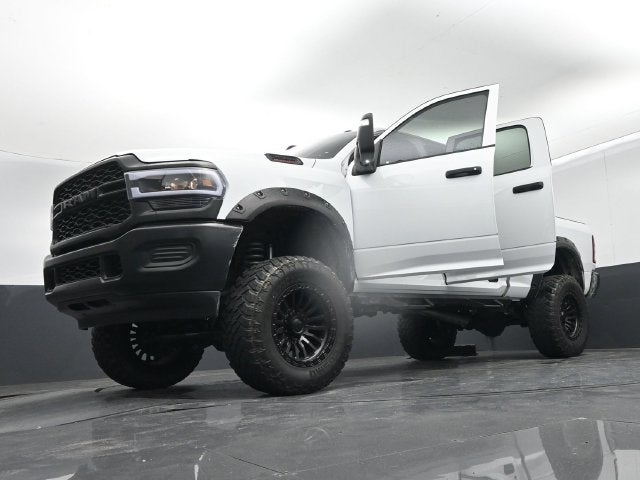 2023 RAM 2500 Tradesman Crew Cab 4x4 6'4' Box