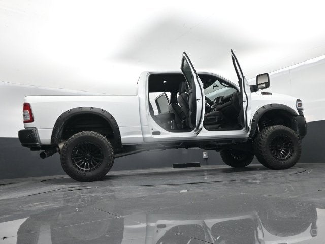 2023 RAM 2500 Tradesman Crew Cab 4x4 6'4' Box