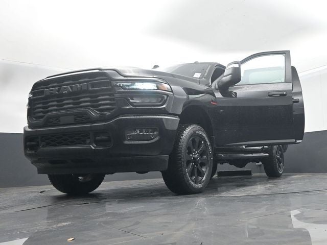 2026 RAM Ram 2500 RAM 2500 BLACK EXPRESS CREW CAB 4X4 6'4' BOX