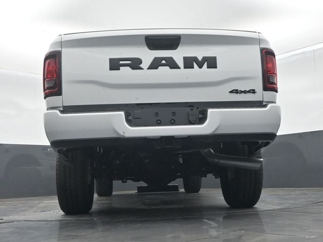 2026 RAM Ram 2500 RAM 2500 BLACK EXPRESS CREW CAB 4X4 6'4' BOX