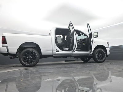 2026 RAM Ram 2500 RAM 2500 BLACK EXPRESS CREW CAB 4X4 6'4' BOX