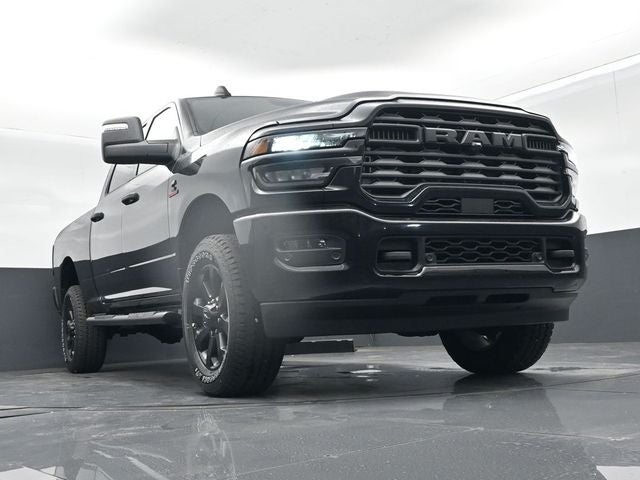 2026 RAM Ram 2500 RAM 2500 BLACK EXPRESS CREW CAB 4X4 6'4' BOX